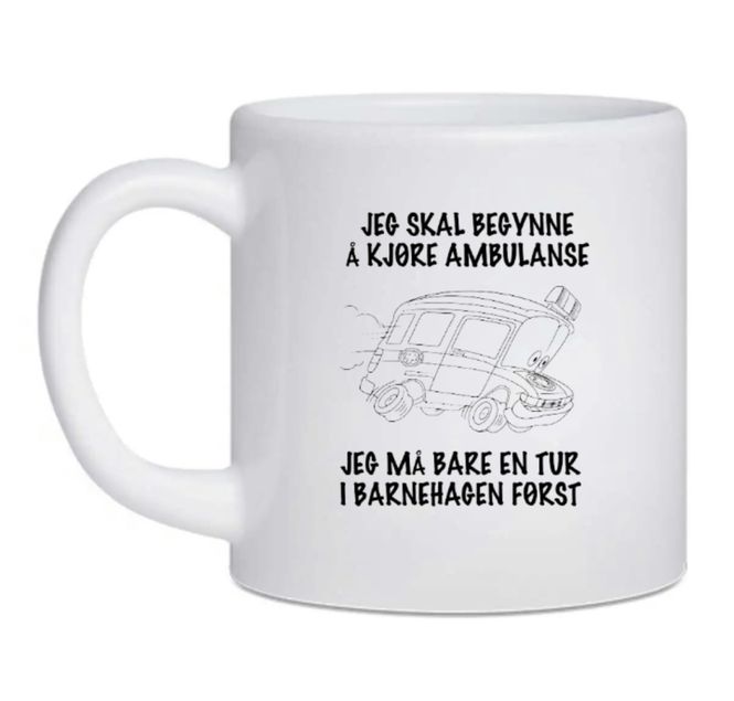 Hovedbilde BARNEKOPP FOR EN FREMTIDIG AMBULANSEARBEIDER